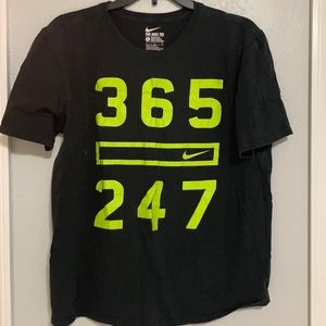 Men Nike Tee